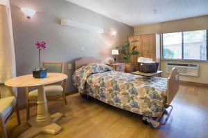 Bedroom suite at Colonial Oaks